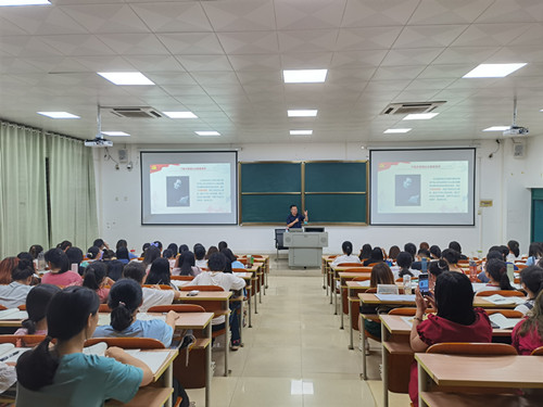 1621472800572346.jpg 王校长3.jpg